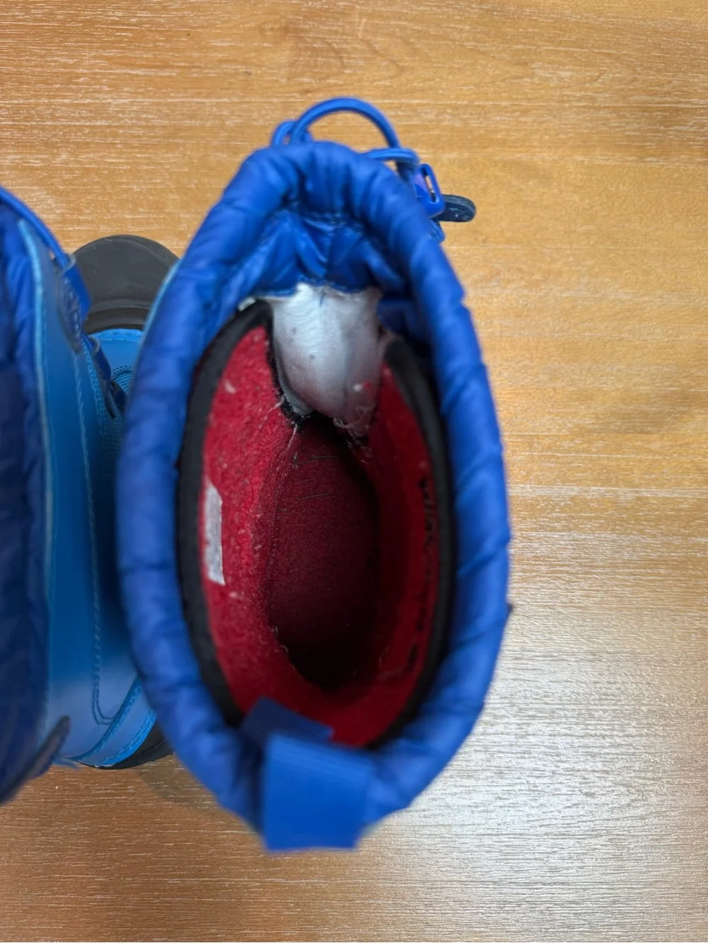 The North‎ Face Kids Alpenglow II Waterproof Snow Boots Size 4